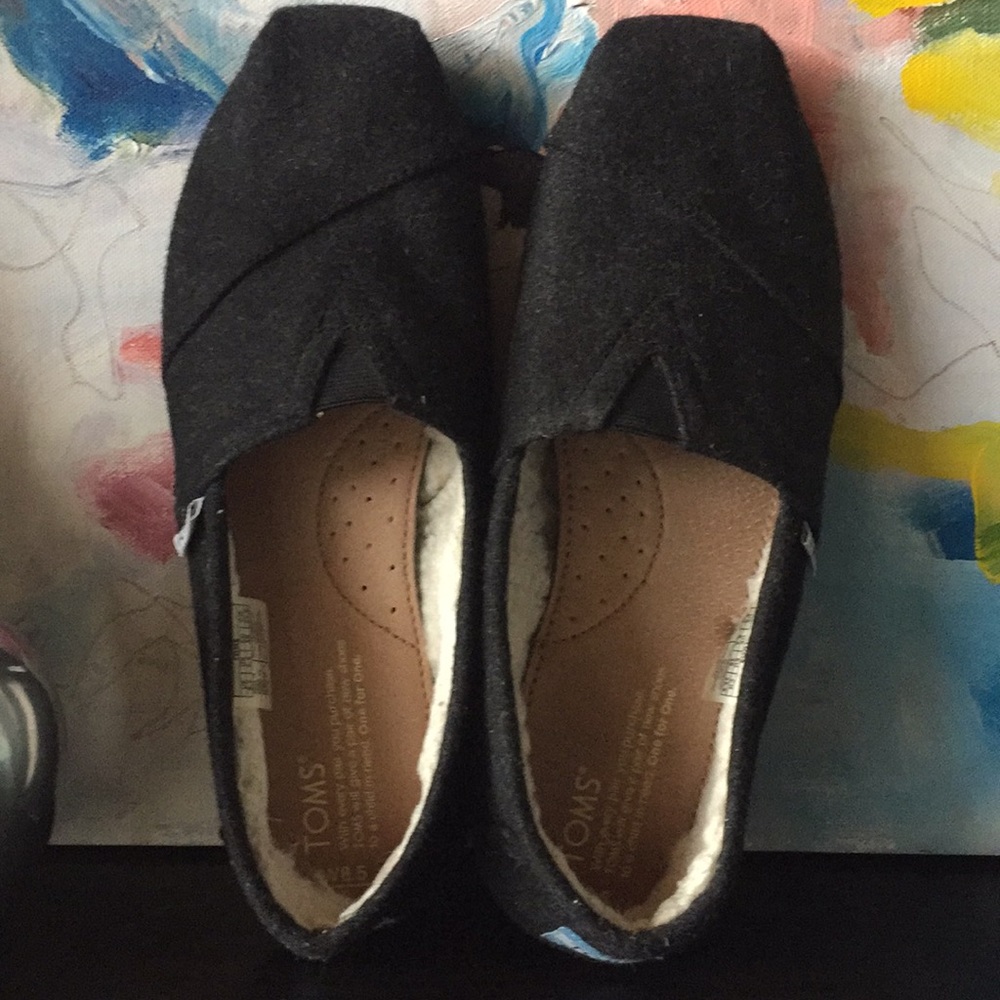 Toms wool and fleece lined shoes